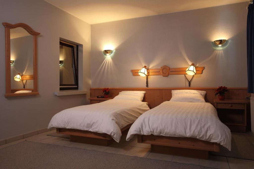 Hotel Sieweburen Luxembourg Room photo