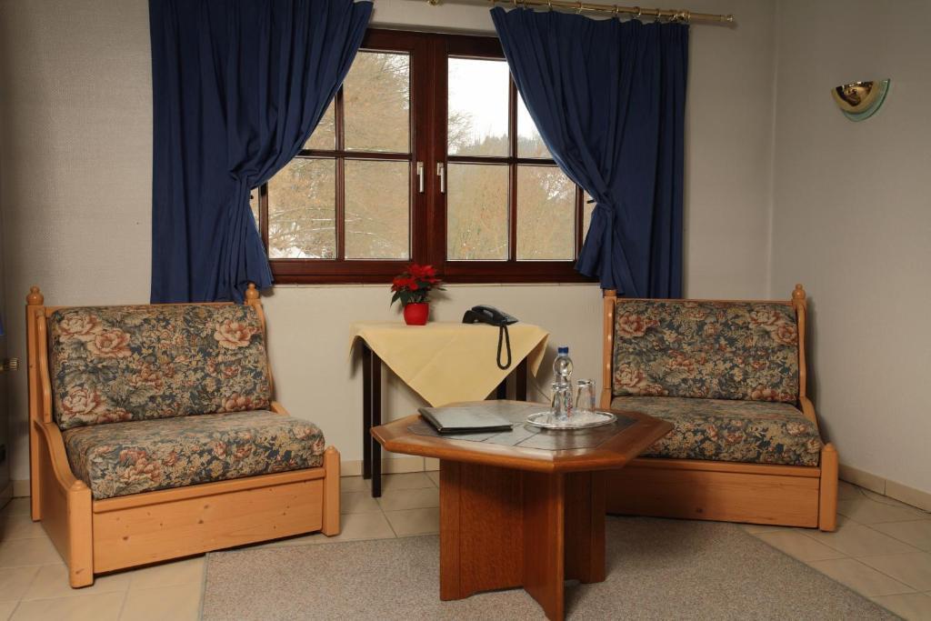 Hotel Sieweburen Luxembourg Room photo
